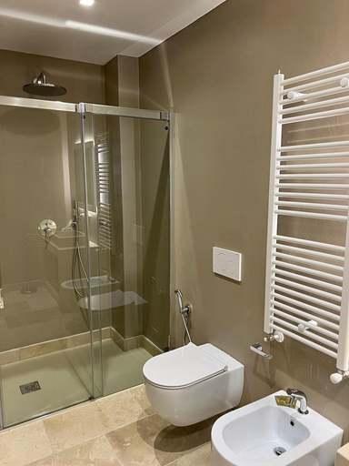 Bathroom 4, Monun Hotel Spa & Restaurant, Taranto