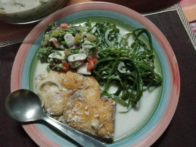 Food & Drinks 3, Save's Homestay, Ba