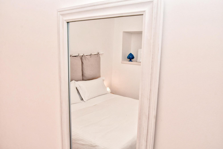 Bedroom 3, Borgo S Clara - Esterina by Wonderful Italy, Brindisi