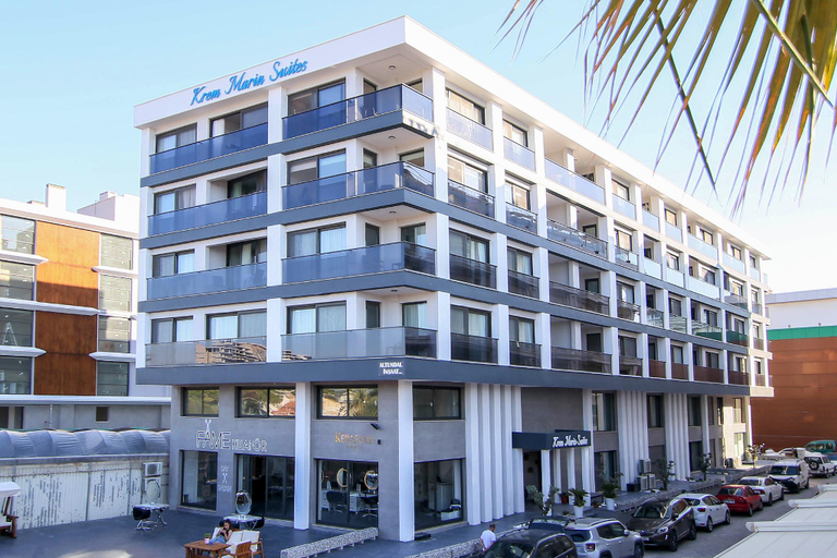 Others 3, Krem Marin Suits Otel, Çeşme