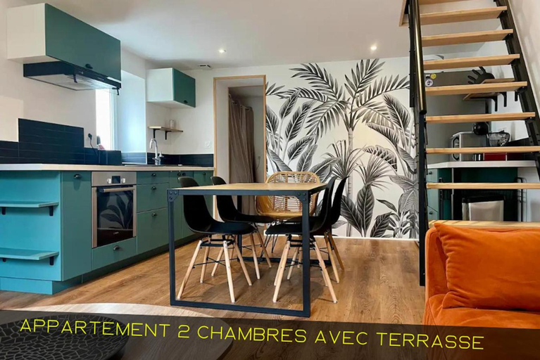 Others 4, Les Appartements du Pont Joubert, Vienne