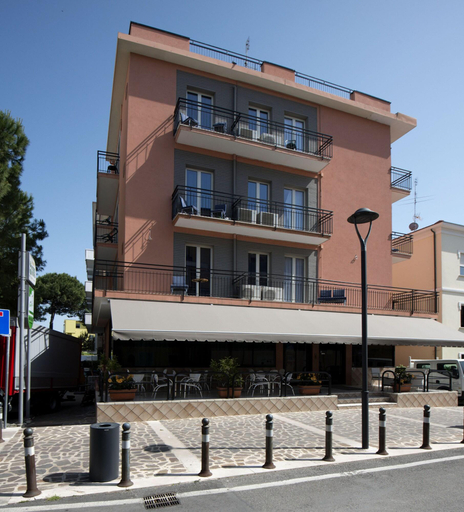 Exterior & Views 2, Poker, Rimini