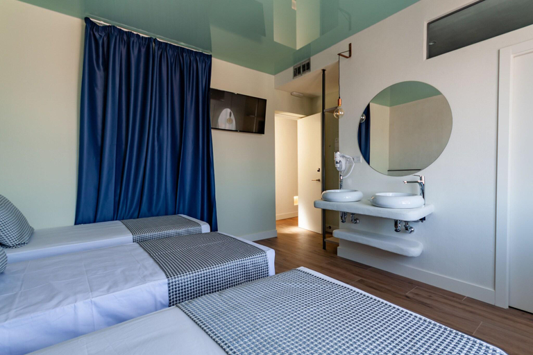 Bedroom 3, Hostal Charlotte, Madrid