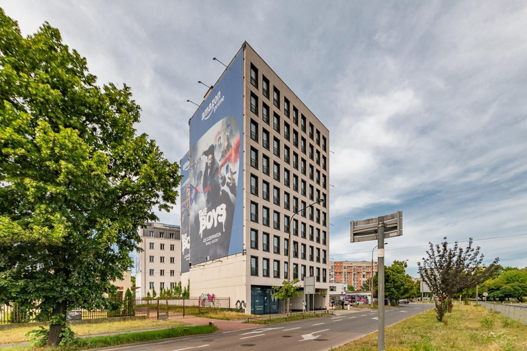 Others 4, Zamoyskiego 37 by Homeprime, Warsaw