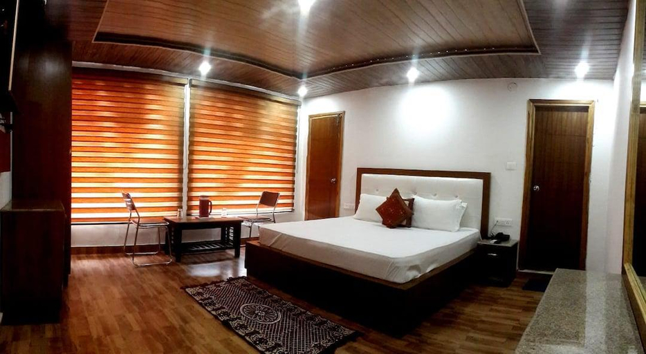 Bedroom 5, Hotel Snow Ark inn, Dalhousie, Chamba