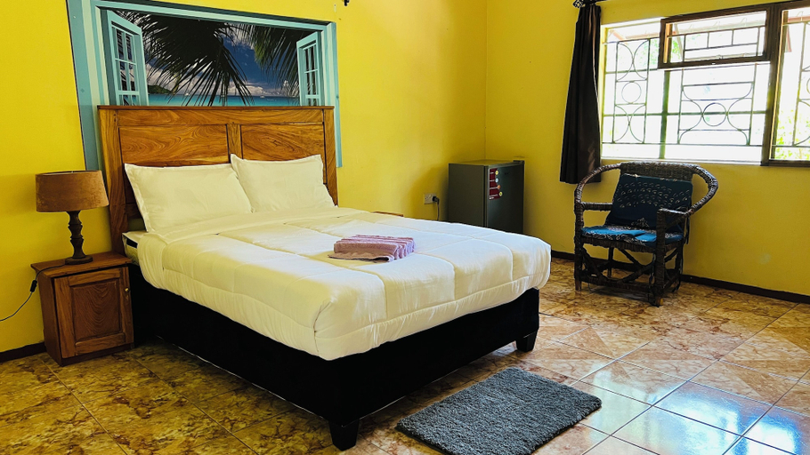 Bedroom 2, Adrenaline Lodge and Tours, Livingstone