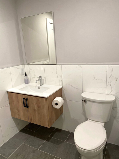 Bathroom 2, Modern 1BR 1BA Apartment, Jersey City