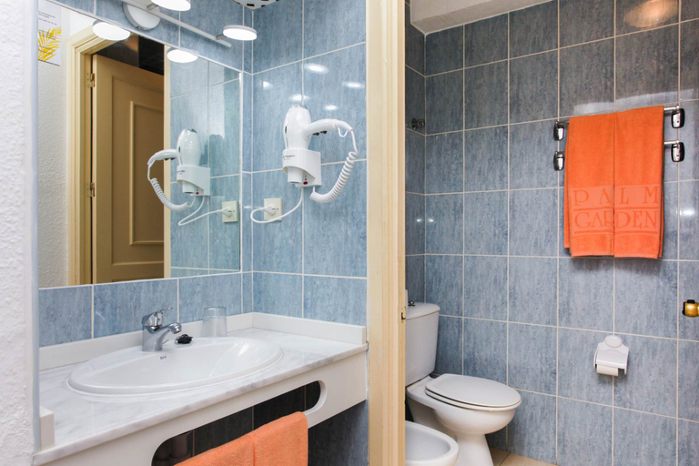 Bathroom 4, Apartamentos Palm Garden, Las Palmas