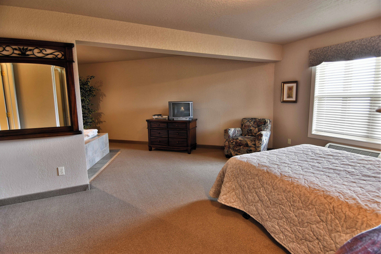 Others 5, Unit 312 1 BD/ 1 BA Condo, Barron