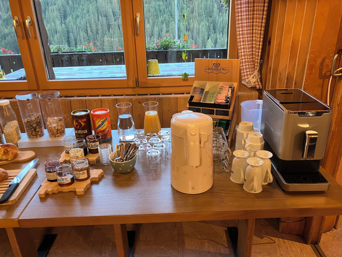 Food & Drinks 4, Gasthaus Bellawiese, Prättigau/Davos