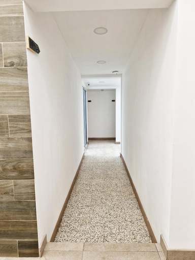Others 4, Amplia-Confortable con cama King, Area de Miraflores H16, ZONA 7