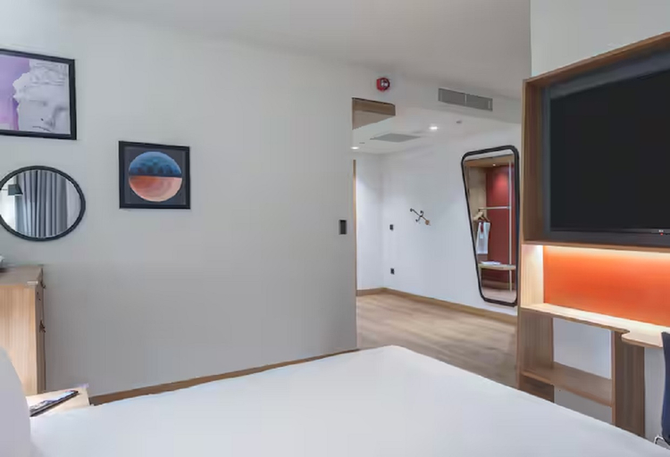 Bedroom 3, Hampton By Hilton Antalya Airport, Antalya