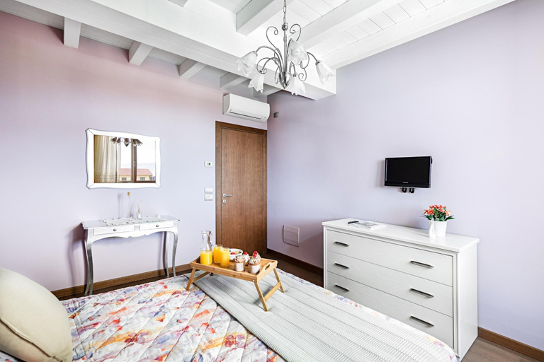 Bedroom 3, Warda C11 con Piscina by Wonderful Italy, Brescia