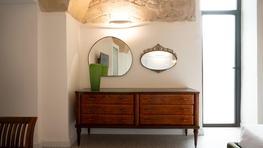 Others 5, Chicca's Rooms, Lecce