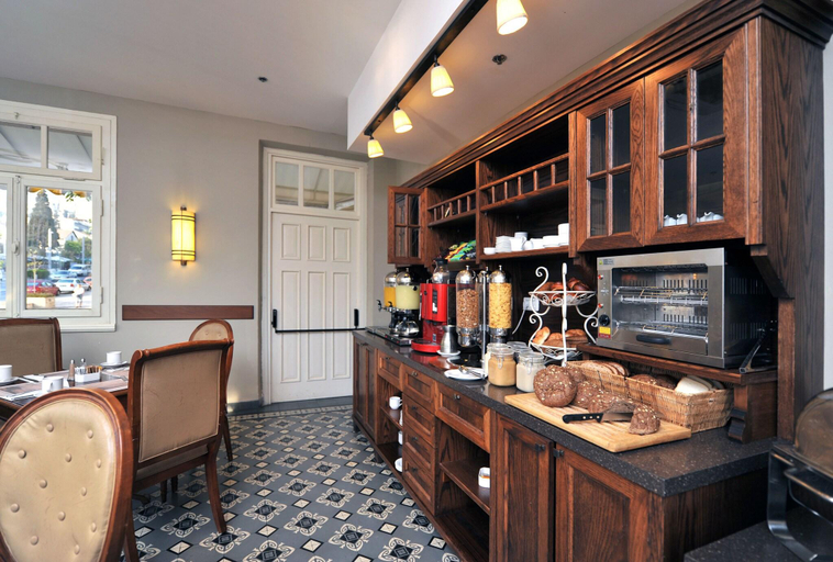 Food & Drinks 5, The Colony Boutique Hotel Haifa