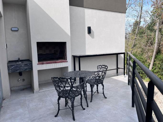Others 4, Pilar Norte. Departamentos, Pilar