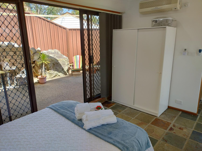 Bedroom 2, Tree Tops Studio Bangor, Sutherland Shire - West