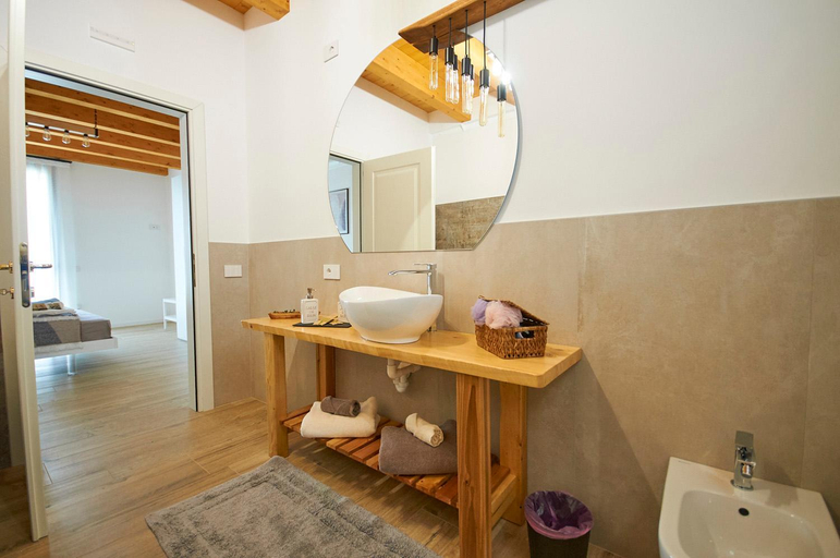 Others 5, Ca' Brazzo Bed Relais, Padua