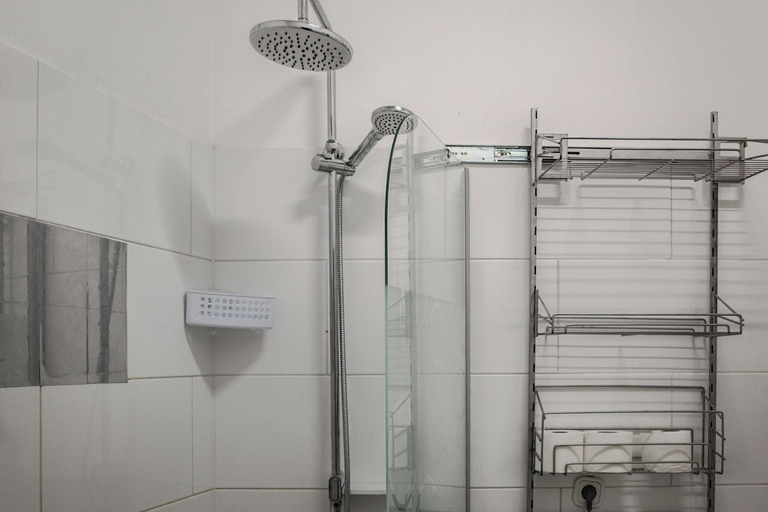 Bathroom 3, Shared 2BR Residence by Millennium Tower, Wien