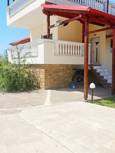 Others 2, Jacque's Boutique Suite, Central Macedonia