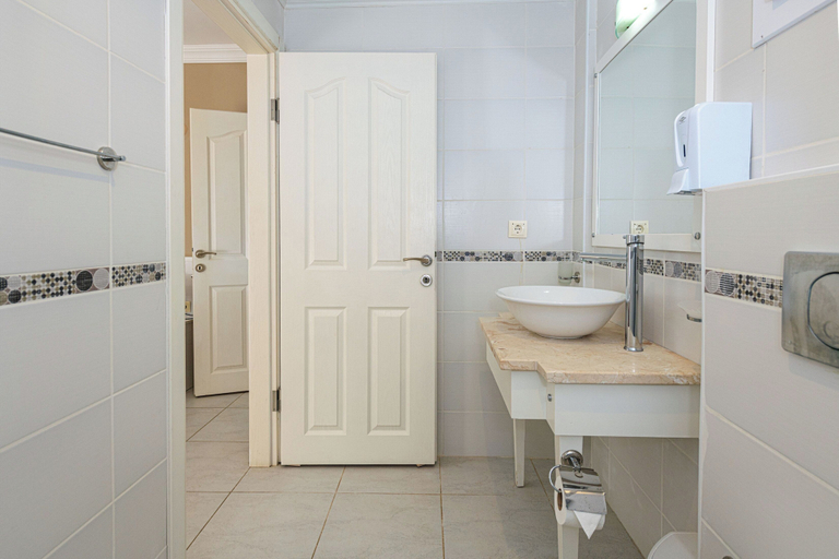 Bathroom 3, Yaşam Park Rena Villaları, Fethiye