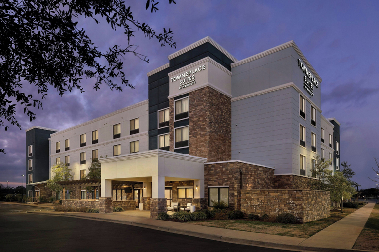 Exterior & Views 2, TownePlace Suites by Marriott Alexandria, Rapides