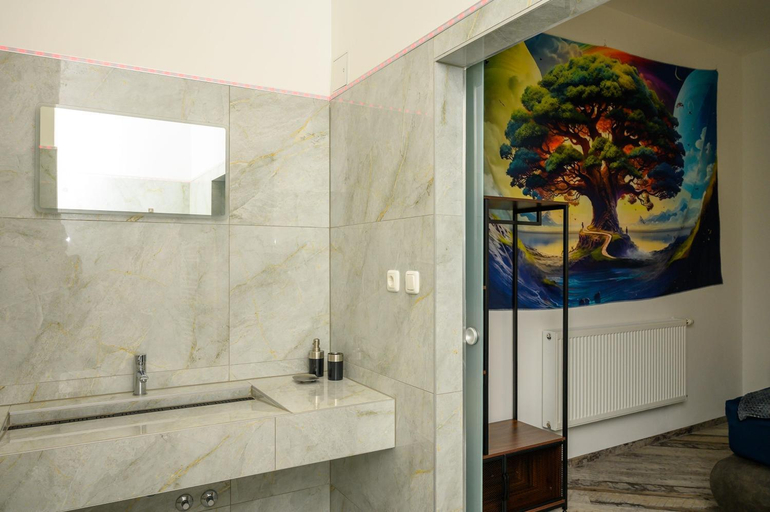 Bathroom 11