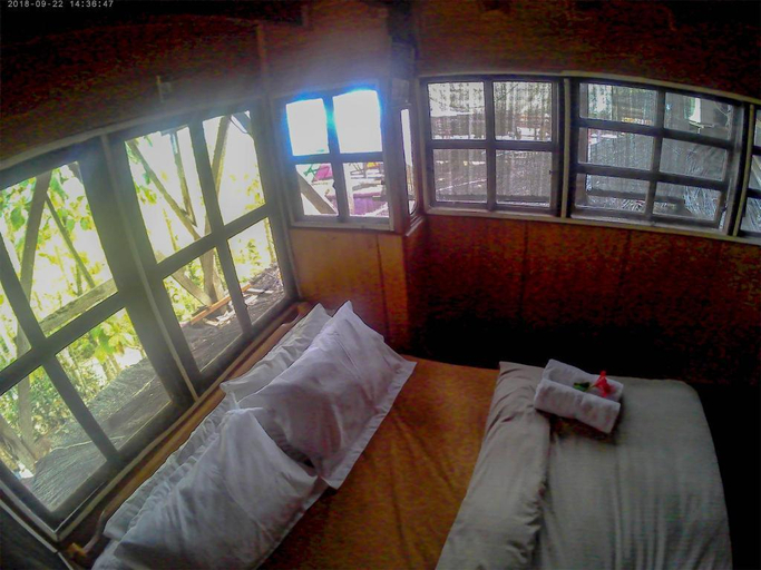 Bedroom 16