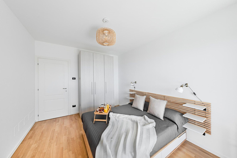 Bedroom 4, Poggio al Sole 6 Apartment by Wonderful Italy, Brescia