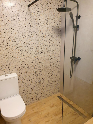 Bathroom 3, Apartments Dejana Stinjan, Pula