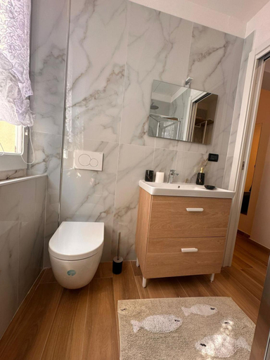 Bathroom 7