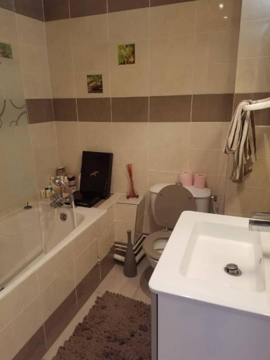 Bathroom, Joli Maison calme 10 Mn de Paris st LAZARE, Val-d'Oise