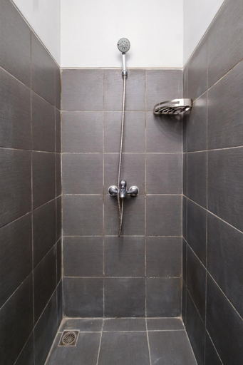 Bathroom 5