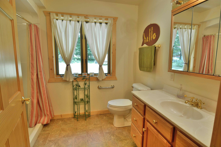 Bathroom 3, Namakagon Landing, Bayfield