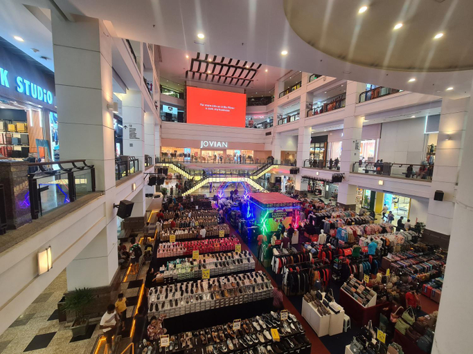 Food & Drinks 5, Luxy Service Suites At Times Square, Kuala Lumpur