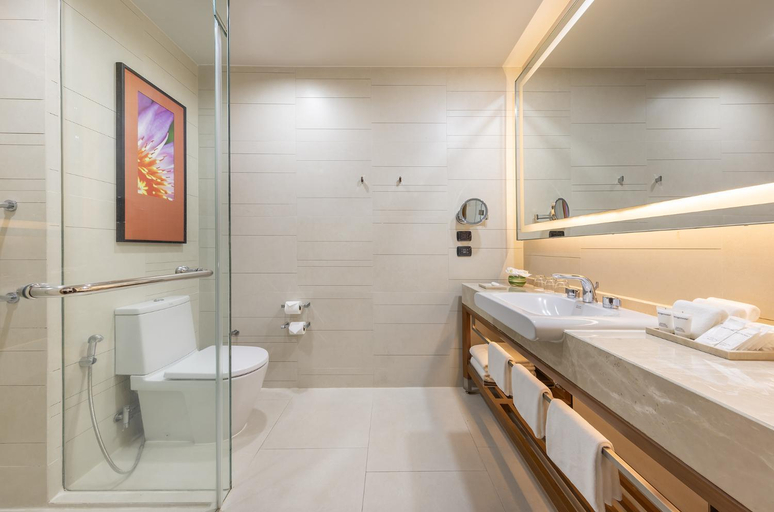 Bathroom 22