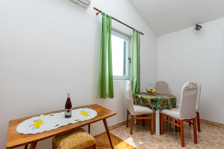 Facilities 4, Apartments Andi, Omiš