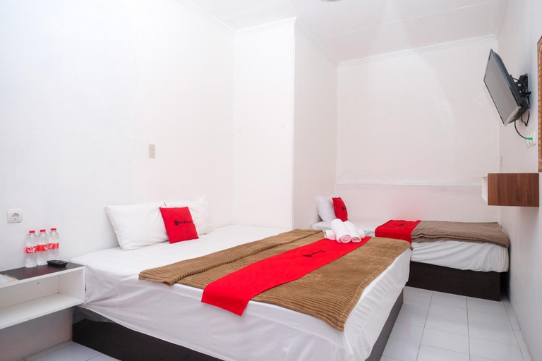 Bedroom 12