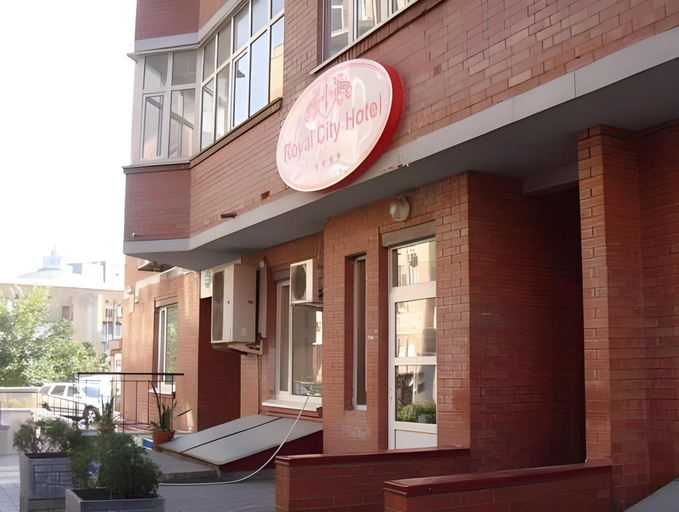 Exterior & Views 1, Royal City Hotel, Shevchenkivs'kyi