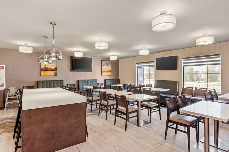 Food & Drinks 5, Best Western Plus Executive Inn Scarborough, Toronto