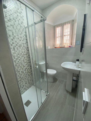 Bathroom 4, La Escalerita, Córdoba