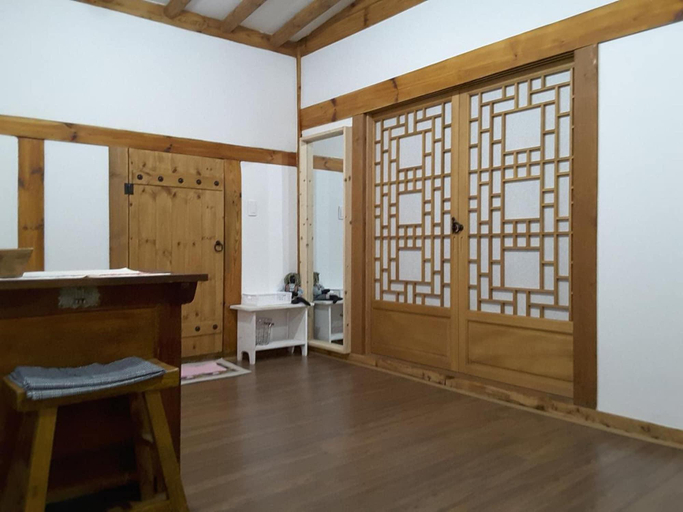 Public Area 2, Yettle Hanok Stay, Gyeongju