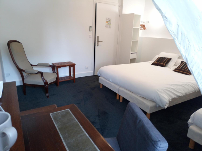 Bedroom 2, Domaine de Bel Air, Sarthe