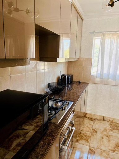 Others 5, Newly Restored Trio Apartment, City of Tshwane
