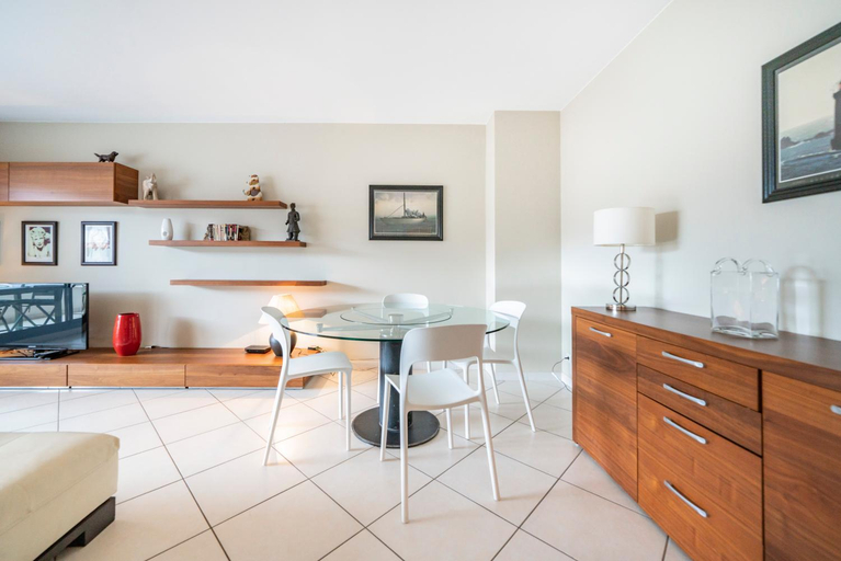 Others 5, Jardin Florian, 8/10 rue Victor Cousin, Cannes, Alpes-Maritimes