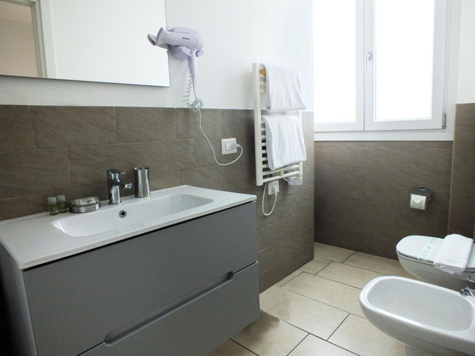 Others 2, Bb Hotels Aparthotel Visconti, Milano