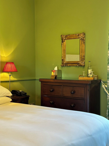 Bedroom 2, Wild Honey Inn