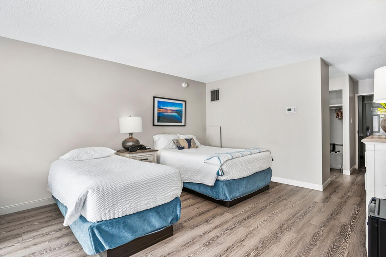 Bedroom 3, Second East Family Deluxe, Cecil