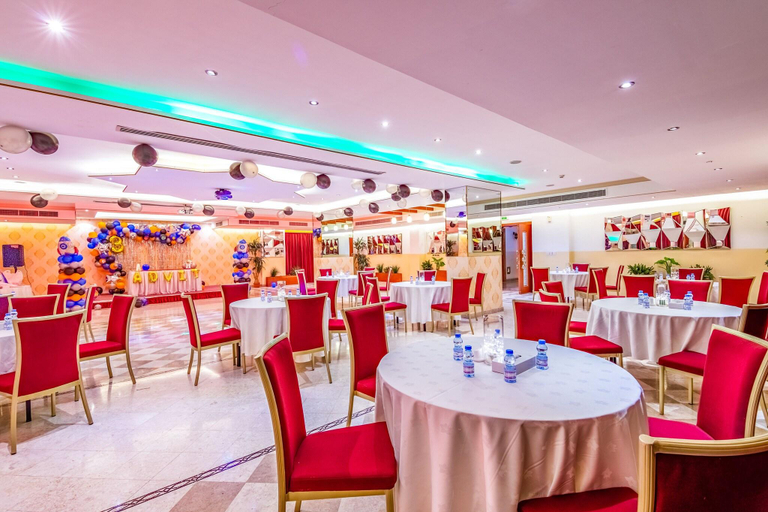 Food & Drinks 5, Platinum Hotel, Bausher