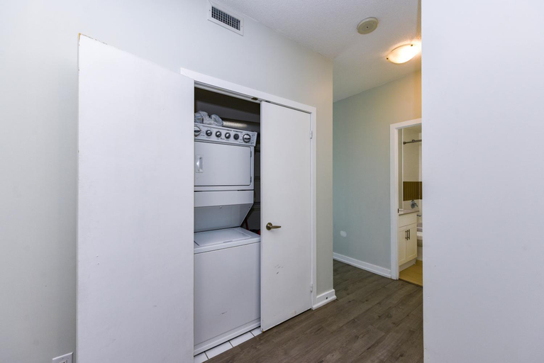 3, PlanURstay - 2BTH & 2BTH Near Square One Mall, Peel